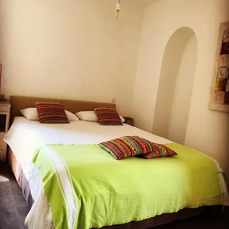 1722 Chambres De Charmes Ville-di-Paraso Room photo