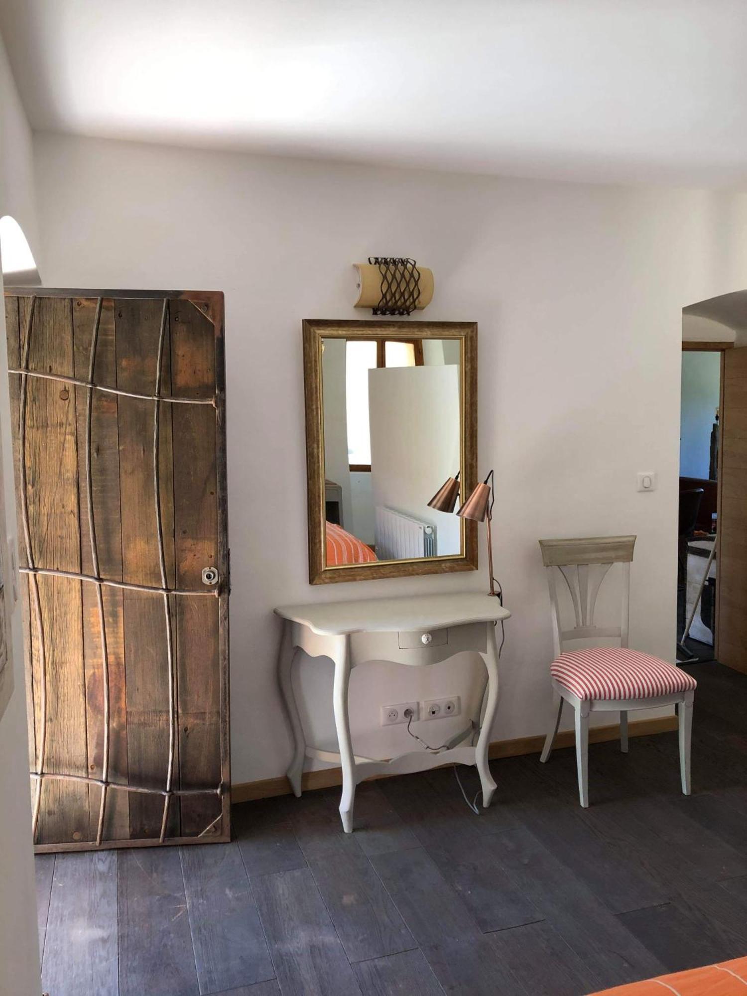 Guest house 1722 De Charmes *